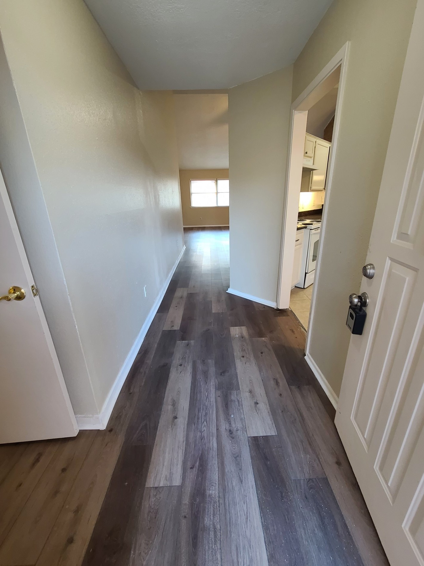 17123 Forelock Way Crosby, TX 77532 - Photo 2 of 21