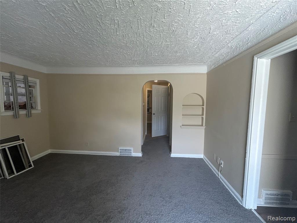 16824 Rutherford Street Detroit, MI 48235 - Photo 9 of 25