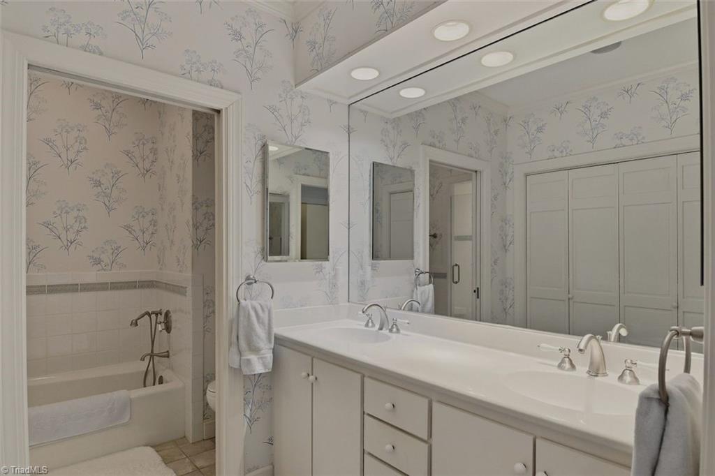2004 Reynolda Road Winston-Salem, NC 27106 - Photo 28 of 35 Gallery Image 28