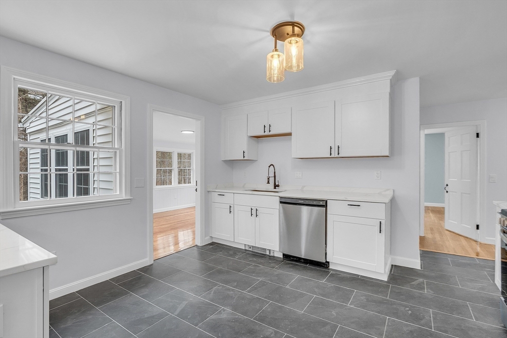 150 Fisher Road Fitchburg, MA 01420 - Photo 15 of 41