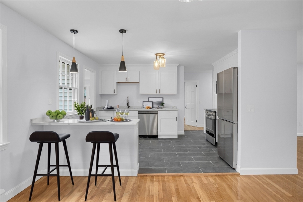 150 Fisher Road Fitchburg, MA 01420 - Photo 3 of 41