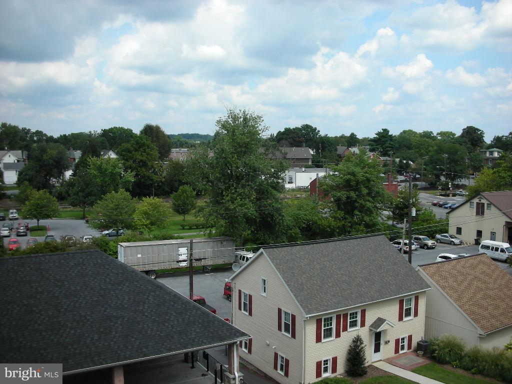 125 West Main Street Lititz, PA 17543 - Photo 12 of 12