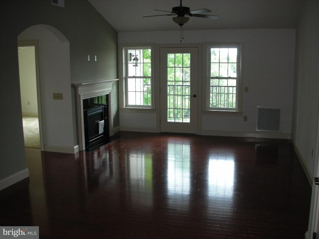 125 West Main Street Lititz, PA 17543 - Photo 5 of 12
