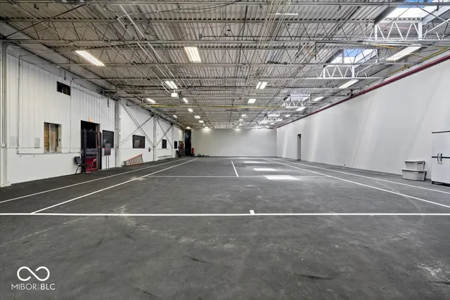 $7,500 | 201 West Carmel Drive, Carmel, IN 46032