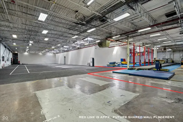 $7,500 | 201 West Carmel Drive, Carmel, IN 46032