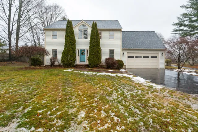 $700,000 | 58 Mace Road, Hampton, NH 03842