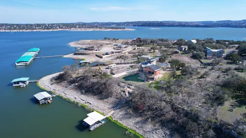 $899,000 | 840 Windy Shores Loop, Spicewood, TX 78669