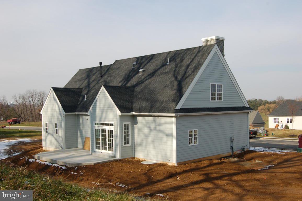 348 Addison Place, Unit 26 Lancaster, PA 17601 - Photo 8 of 9 Gallery Image 8