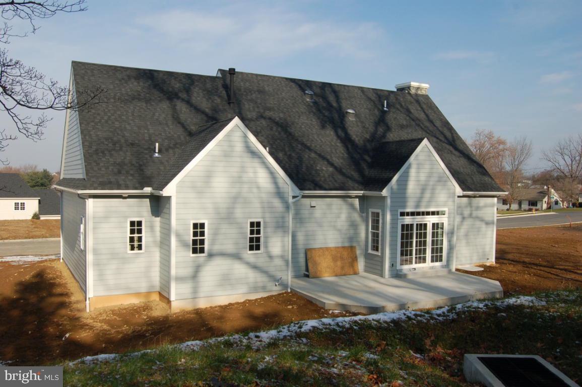 348 Addison Place, Unit 26 Lancaster, PA 17601 - Photo 9 of 9 Gallery Image 9