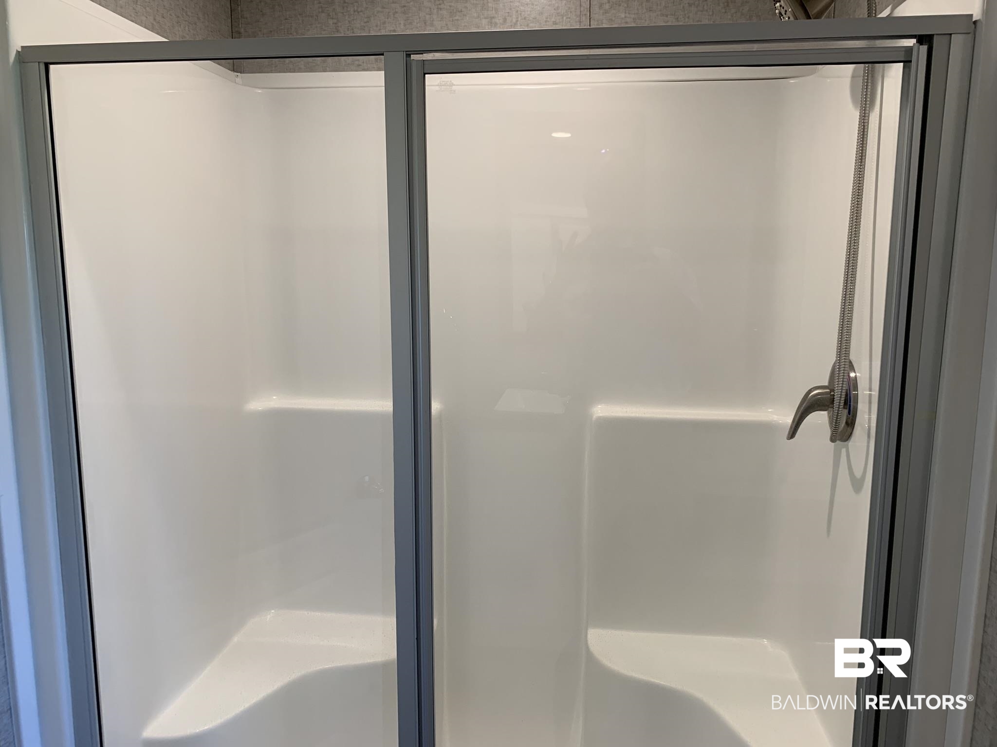 16876 County Road 87 Elberta, AL 36530 - Photo 4 of 13 Bathroom featuring a shower with shower door
