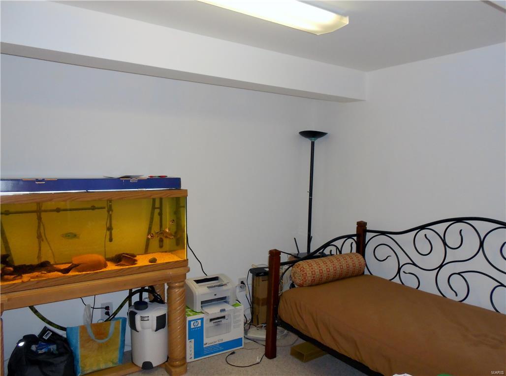 919 North Spoede Road St. Louis, MO 63146 - Photo 15 of 19 Gallery Image 15