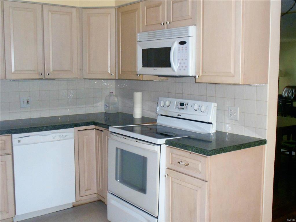 919 North Spoede Road St. Louis, MO 63146 - Photo 6 of 19 Gallery Image 6