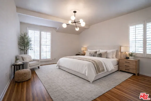 $5,000 | 14006 Runnymede Street, Van Nuys, CA 91405