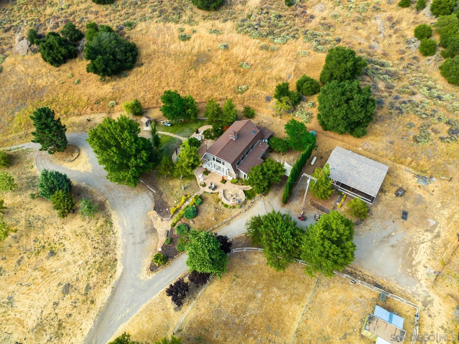 3141 Pine Hills Road Julian, CA 92036 - Photo 2 of 73 Gallery Image 2