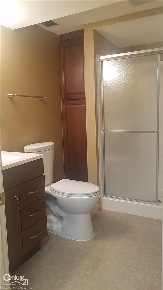 737 Oak Brook Ridge Drive Rochester, MI 48307 - Photo 21 of 34 31335780-20.JPG