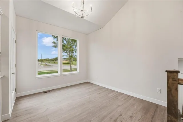 $419,900 | 409 Southwest Hawthorne Lane, Blue Springs, MO 64064