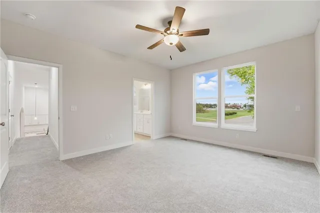 $419,900 | 409 Southwest Hawthorne Lane, Blue Springs, MO 64064