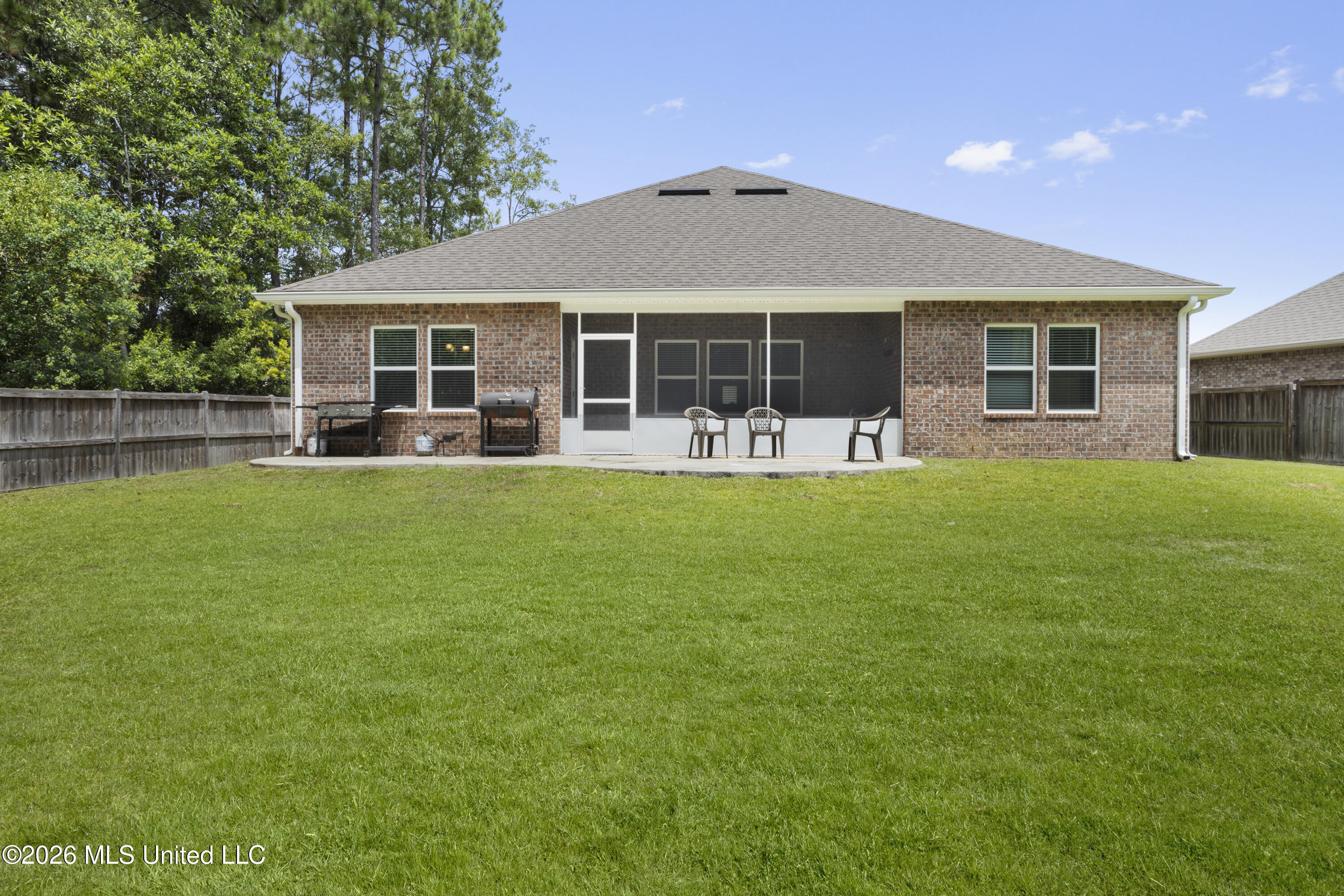 8452 Rock Glen Road Biloxi, MS 39532 - Photo 32 of 38 00033
