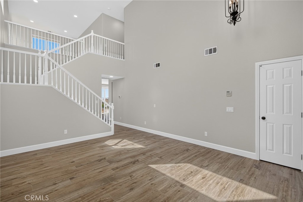 8258 Cheshire Road Orange, CA 92867 - Photo 6 of 55
