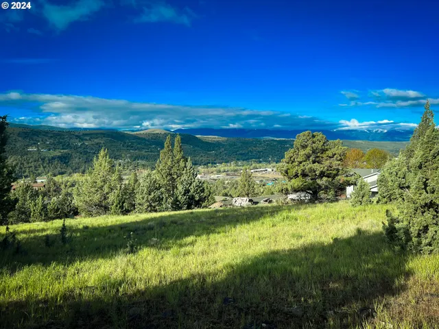 $89,000 | 229 Valley View Drive, John Day, OR 97845