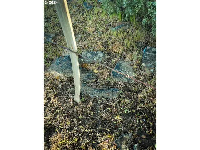 $89,000 | 229 Valley View Drive, John Day, OR 97845