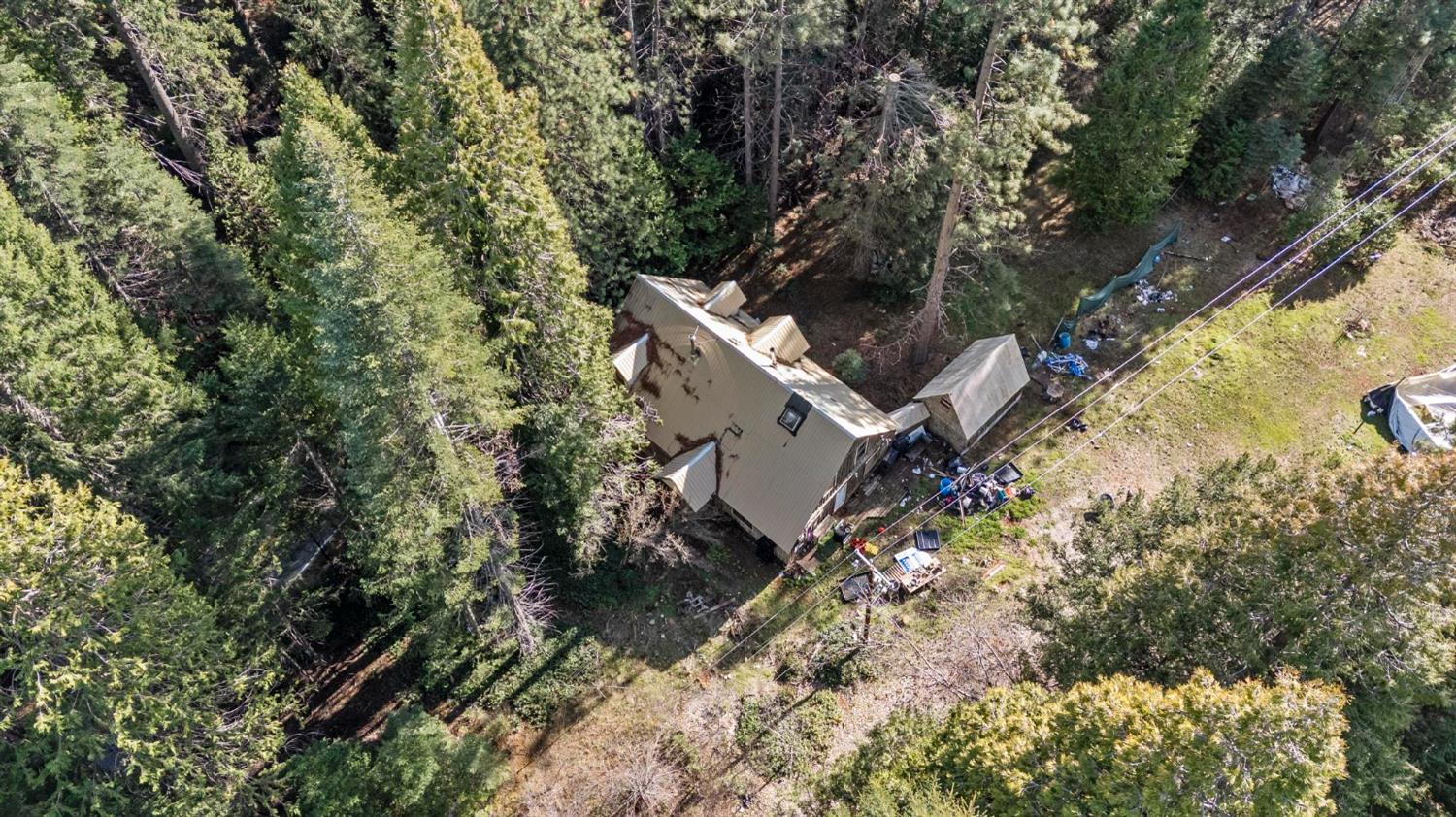 13887 La Porte Road Strawberry Valley, CA 95981 - Photo 37 of 37 an aerial view of a house with a yard