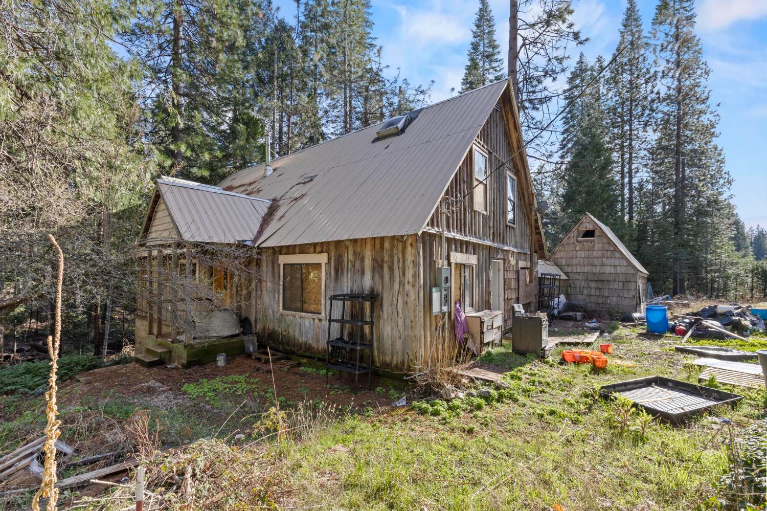 13887 La Porte Road Strawberry Valley, CA 95981 - Photo 5 of 37 a view of house with a yard and sitting area