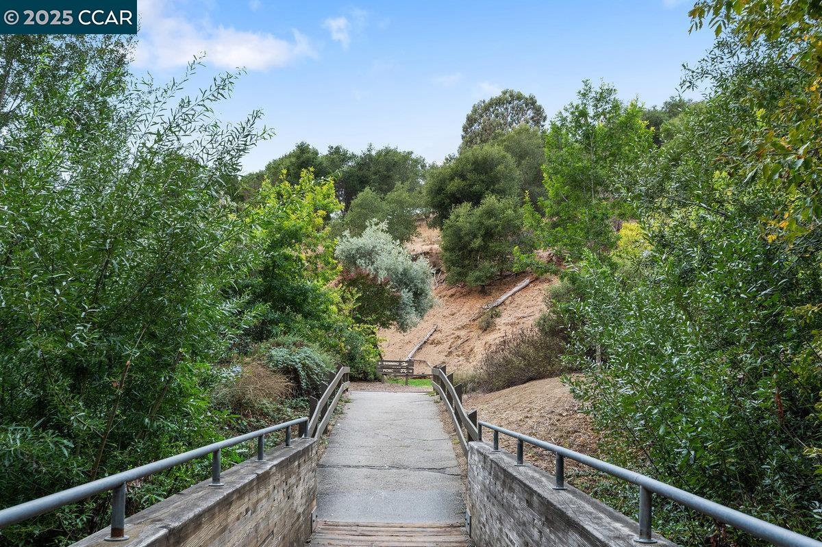 5513 Rothman Court Castro Valley, CA 94552 - Photo 41 of 48