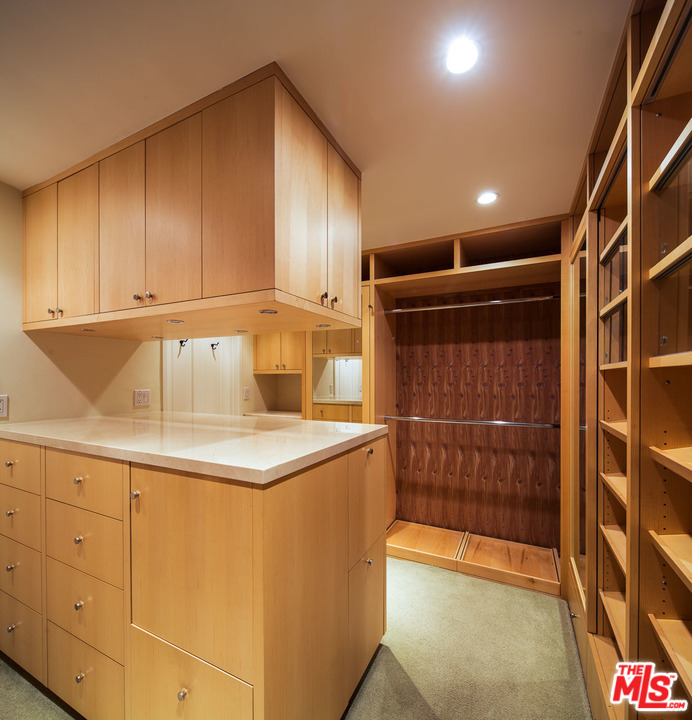 966 Stone Canyon Road Los Angeles, CA 90077 - Photo 23 of 42