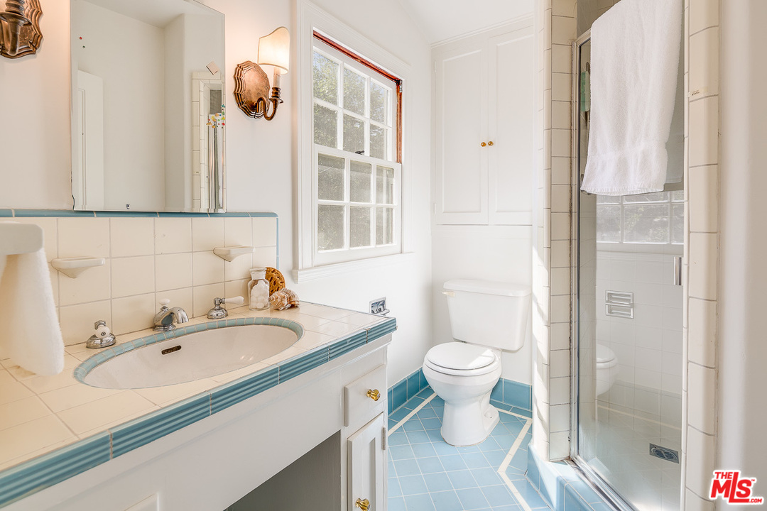 966 Stone Canyon Road Los Angeles, CA 90077 - Photo 27 of 42