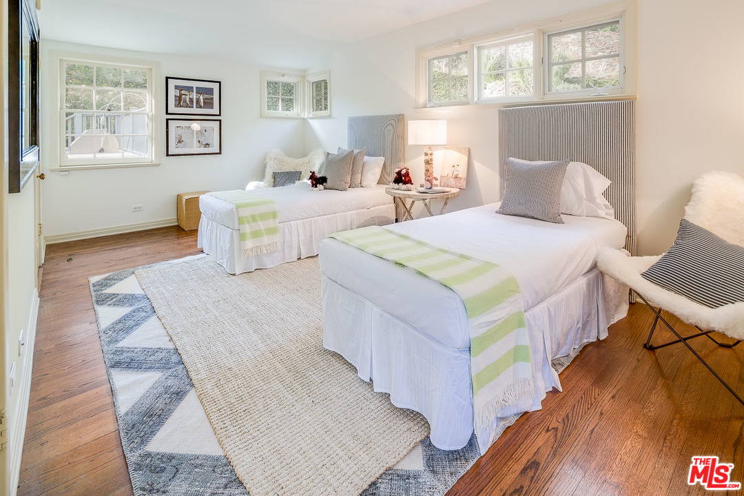 966 Stone Canyon Road Los Angeles, CA 90077 - Photo 28 of 42