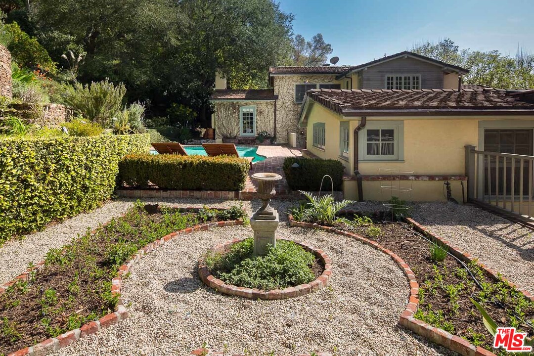 966 Stone Canyon Road Los Angeles, CA 90077 - Photo 40 of 42