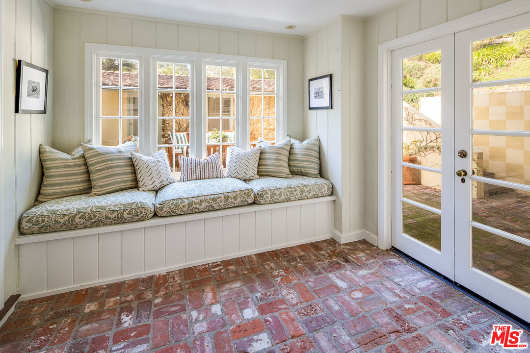 966 Stone Canyon Road Los Angeles, CA 90077 - Photo 9 of 42