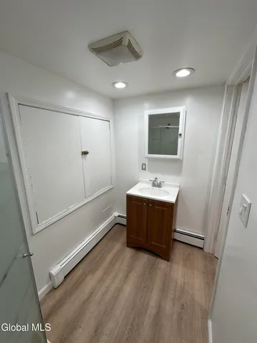 $1,350 | 27 McElwain Avenue, Cohoes, NY 12047