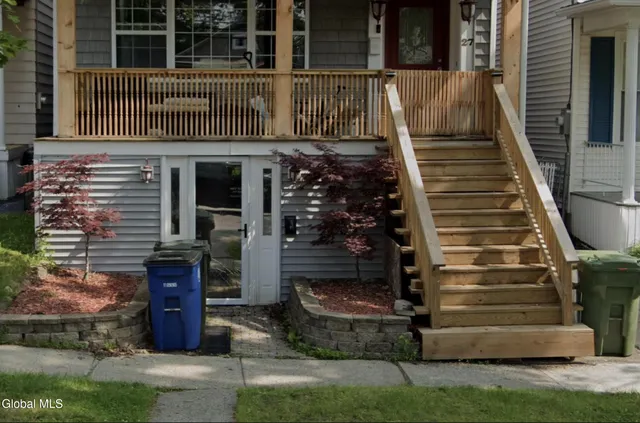 $1,350 | 27 McElwain Avenue, Cohoes, NY 12047