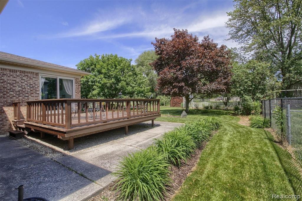 48969 Callens Road Chesterfield, MI 48047 - Photo 30 of 34