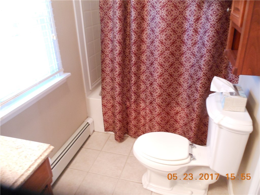377 Spring Green Road Warwick, RI 02888 - Photo 15 of 23 Master bath