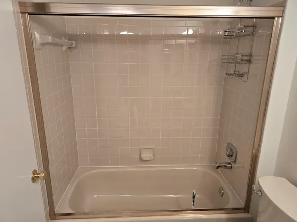 $2,100 | 9413 Boca Cove Circle, Unit 1103, Boca Raton, FL 33428