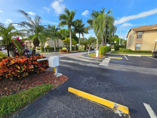 $2,100 | 9413 Boca Cove Circle, Unit 1103, Boca Raton, FL 33428