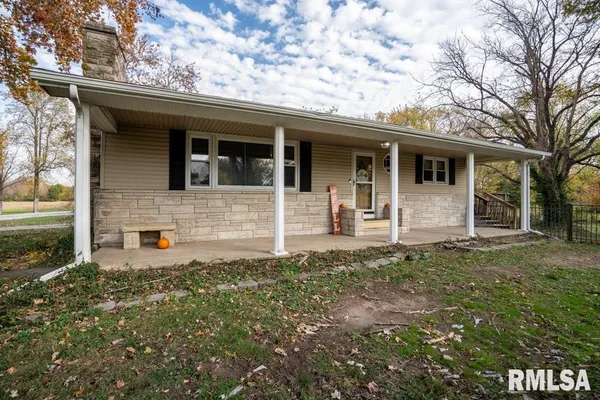 $110,000 | 302 Benedict Street, Valier, IL 62891