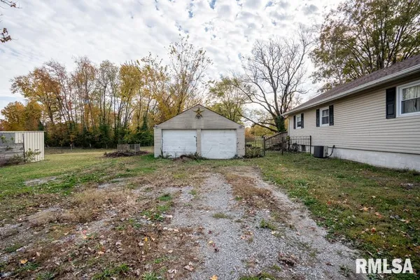 $110,000 | 302 Benedict Street, Valier, IL 62891