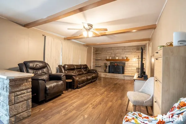 $110,000 | 302 Benedict Street, Valier, IL 62891