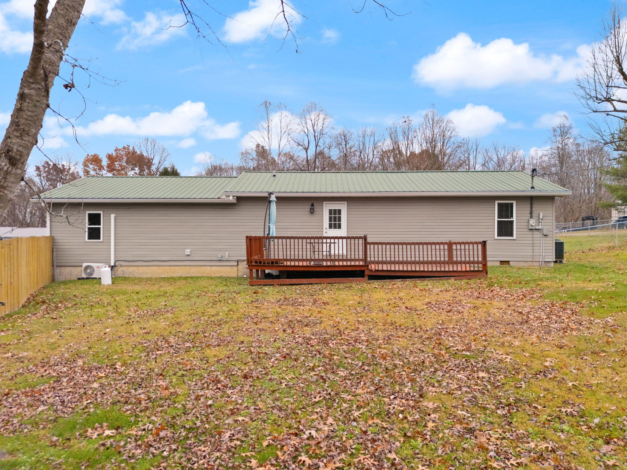 109 Ridgeway Road McKee, KY 40447 - Photo 41 of 42 41-web-or-mls-DJI_20251118103626_0015_D