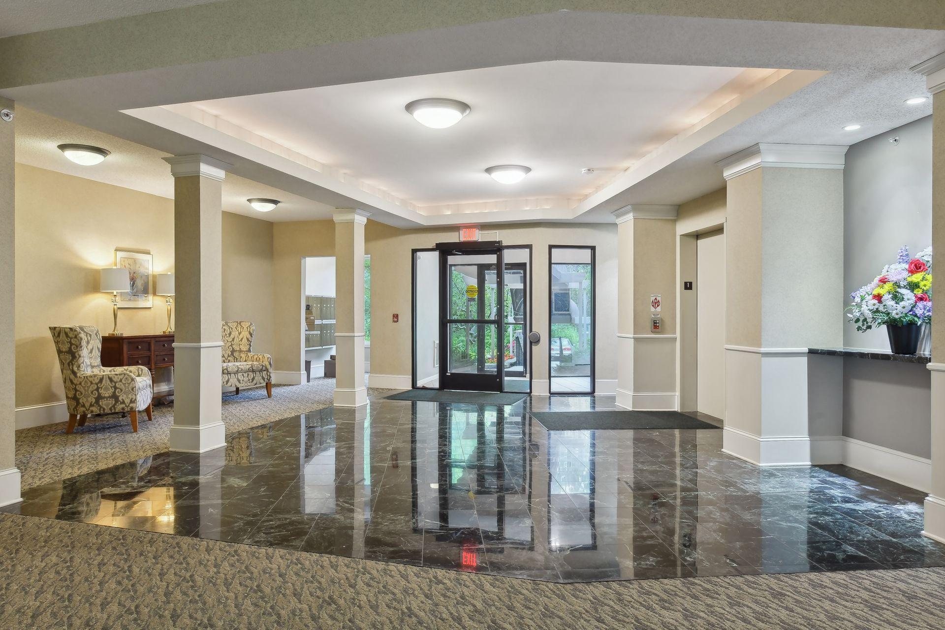 5985 Rowland Road, Unit 201 Minnetonka, MN 55343 - Photo 2 of 27