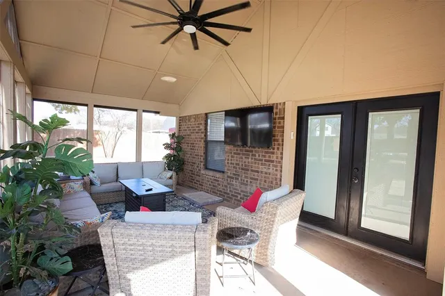 $424,900 | 1408 Doral Court, Graham, TX 76450