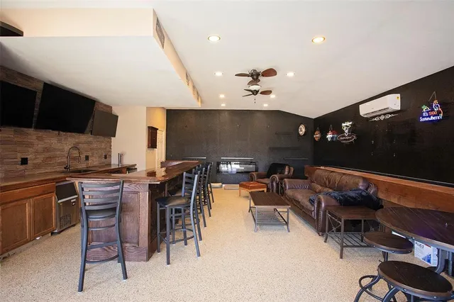 $424,900 | 1408 Doral Court, Graham, TX 76450