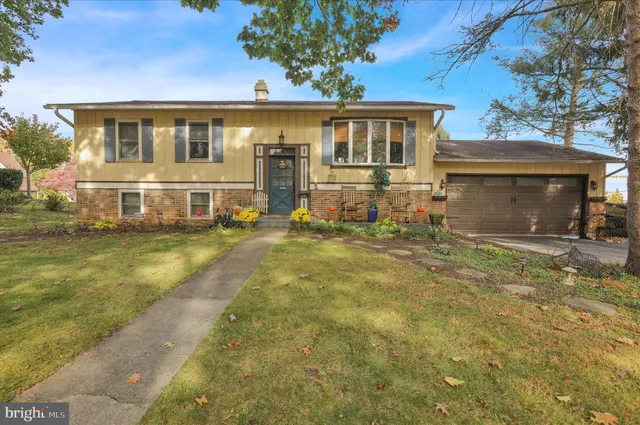 $349,900 | 3 Cedarwood Road, Reading, PA 19610