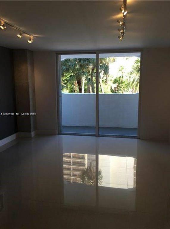 200 Southeast 15th Road, Unit 3F Miami, FL 33129 - Photo 8 of 30