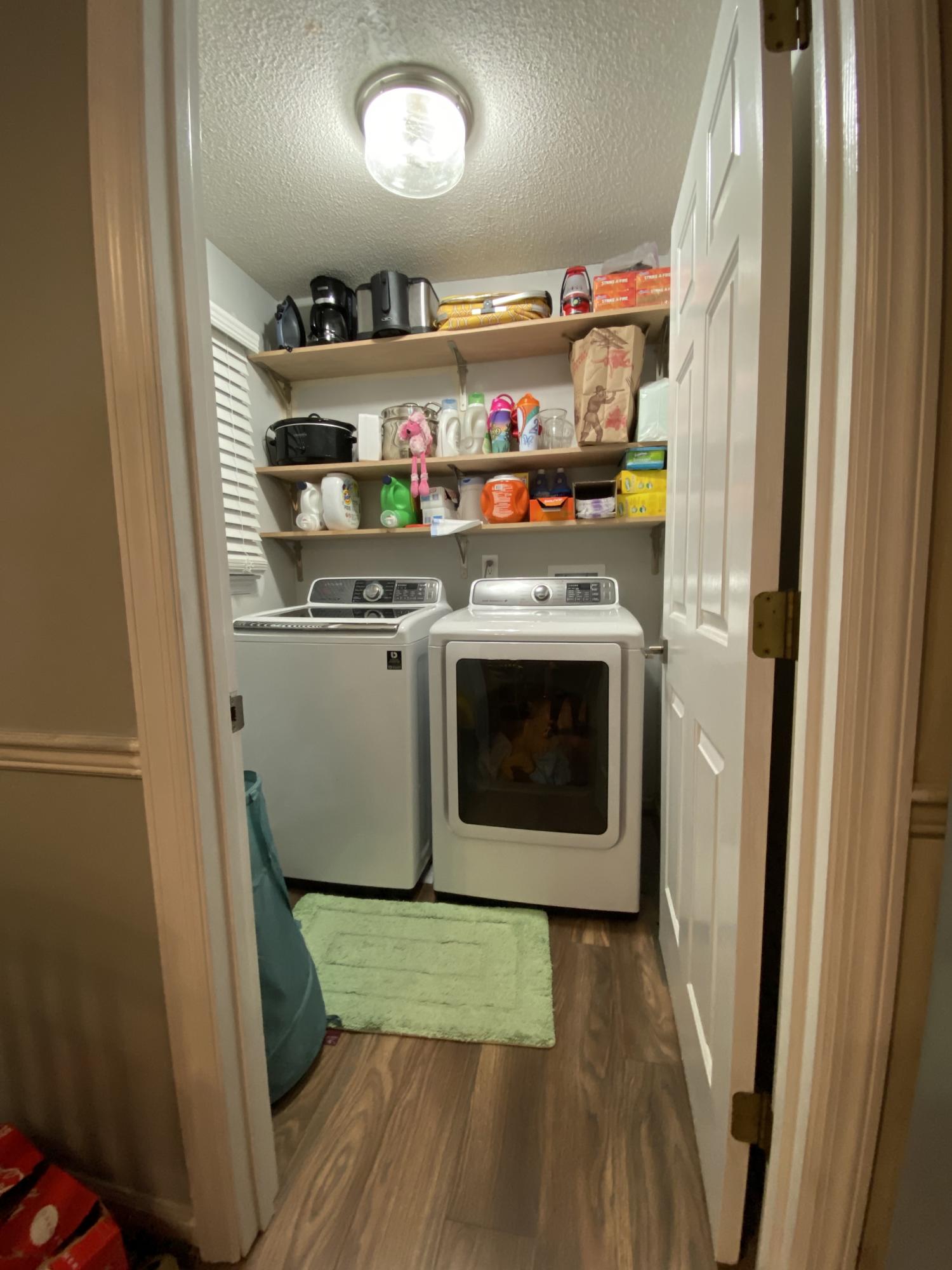 104 Hardwick Place Oak Ridge, TN 37830 - Photo 11 of 19 104 Laundry Pantry