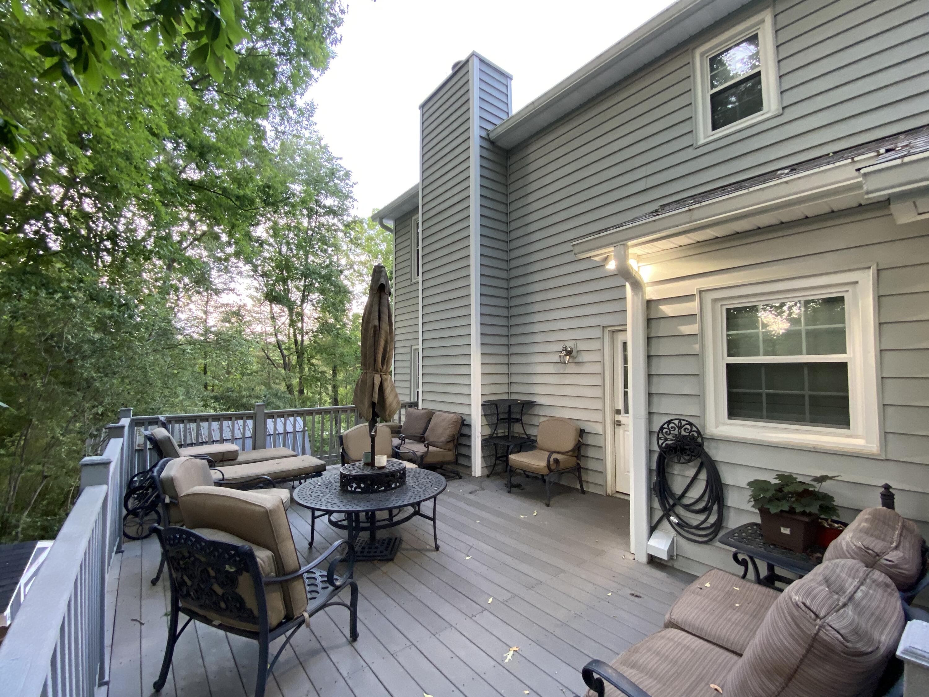 104 Hardwick Place Oak Ridge, TN 37830 - Photo 13 of 19 104 trex deck